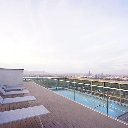Suite In High-Rise On The Danube เวียนนา ภายนอก รูปภาพ