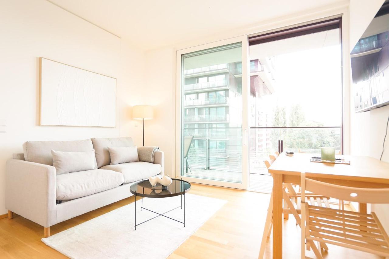 Suite In High-Rise On The Danube เวียนนา ภายนอก รูปภาพ